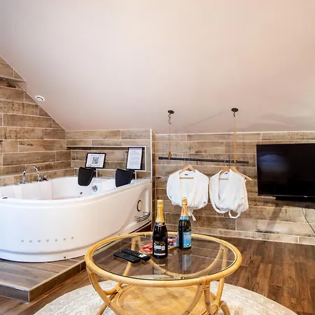 Appartement Casa Del Sol - Jacuzzi & Boho Elegance *